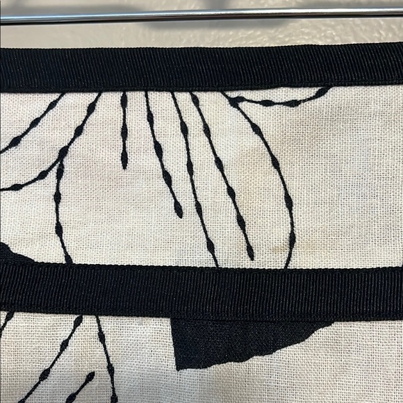 Womens Floral Print Skirt-Black, White, Pink. Pleats and Ribbon on Waist Sz 26W - Picture 4 of 12